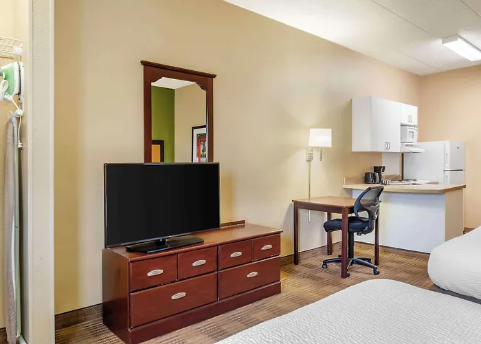 Mainstay Chicago 3*