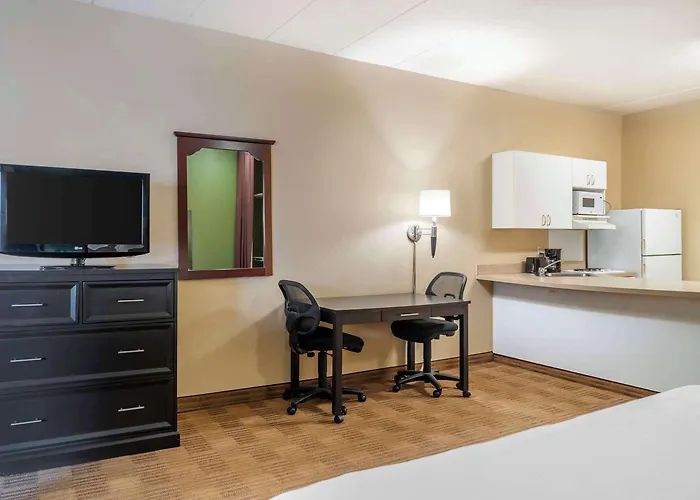 Mainstay Chicago 3*